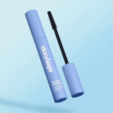 Makeup Go the Distance Mascara - Clean Tubing Mascara